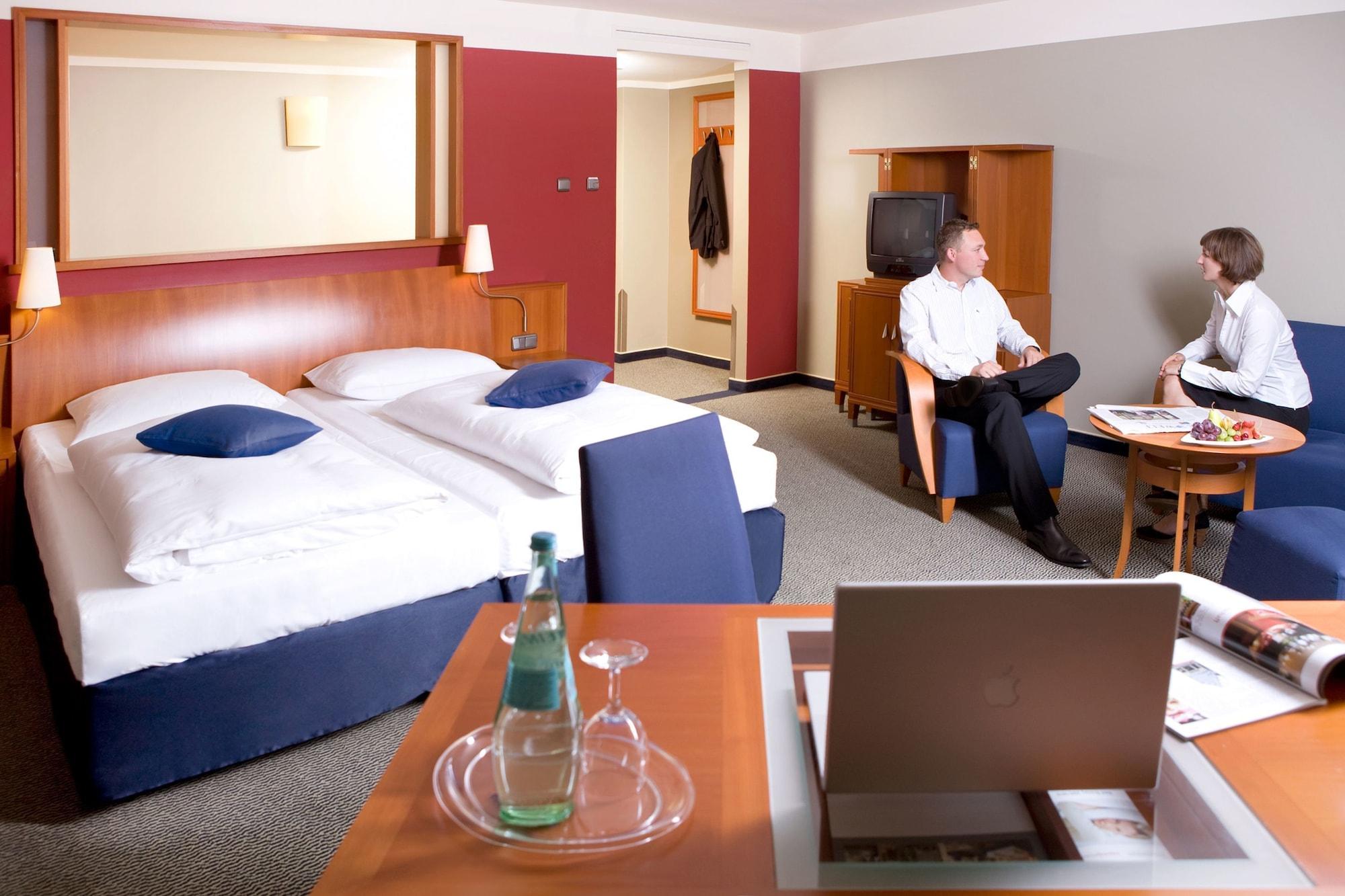 Vienna House By Wyndham Sonne 4* Rostock