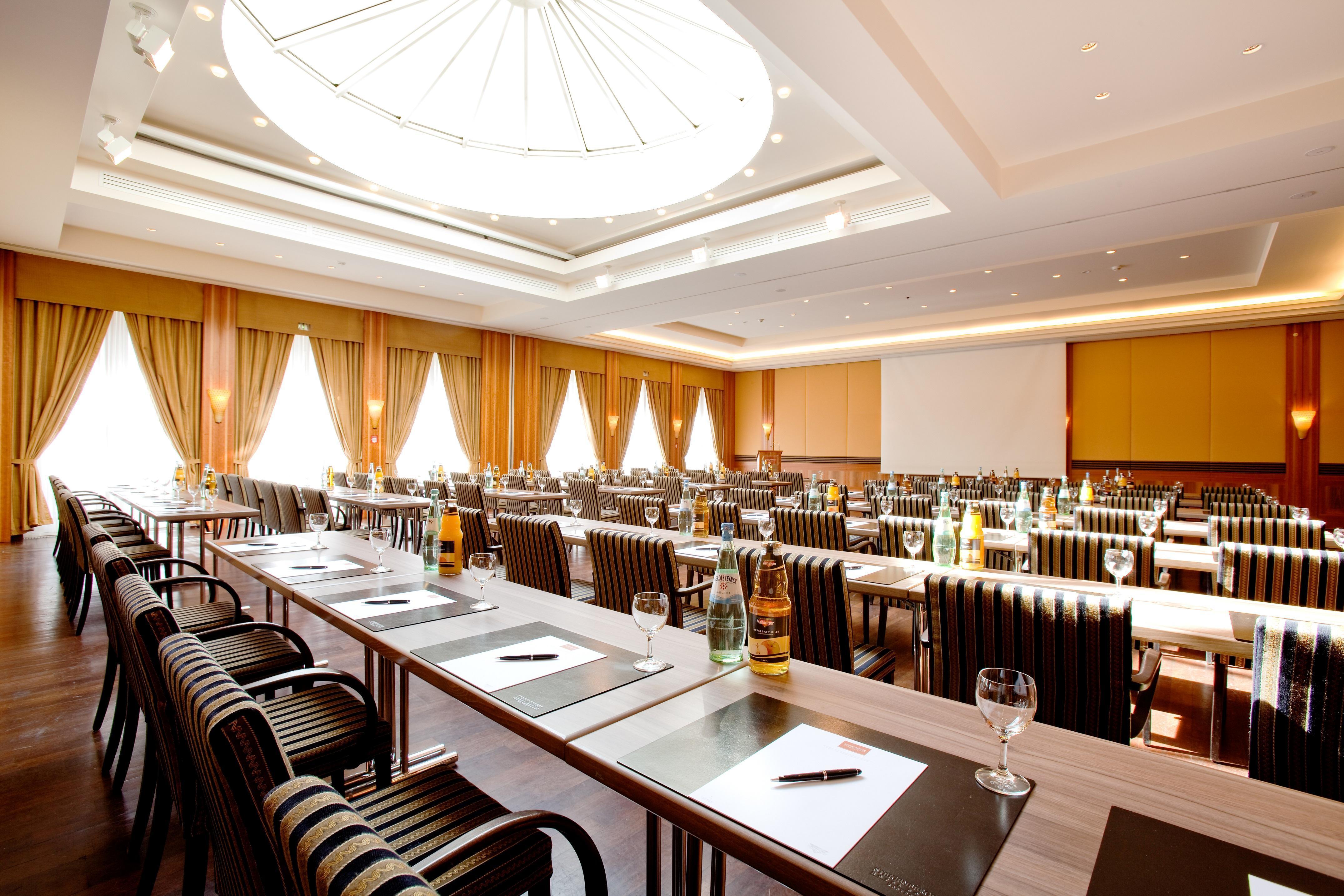 Hotel Vienna House By Wyndham Sonne 4*